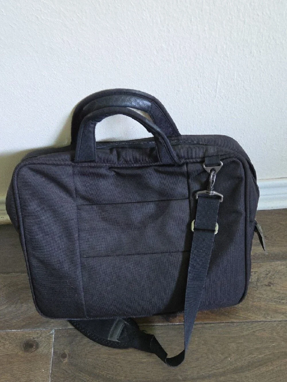 Unbranded Black Men’s Laptop Briefcase with Shoulder Strap